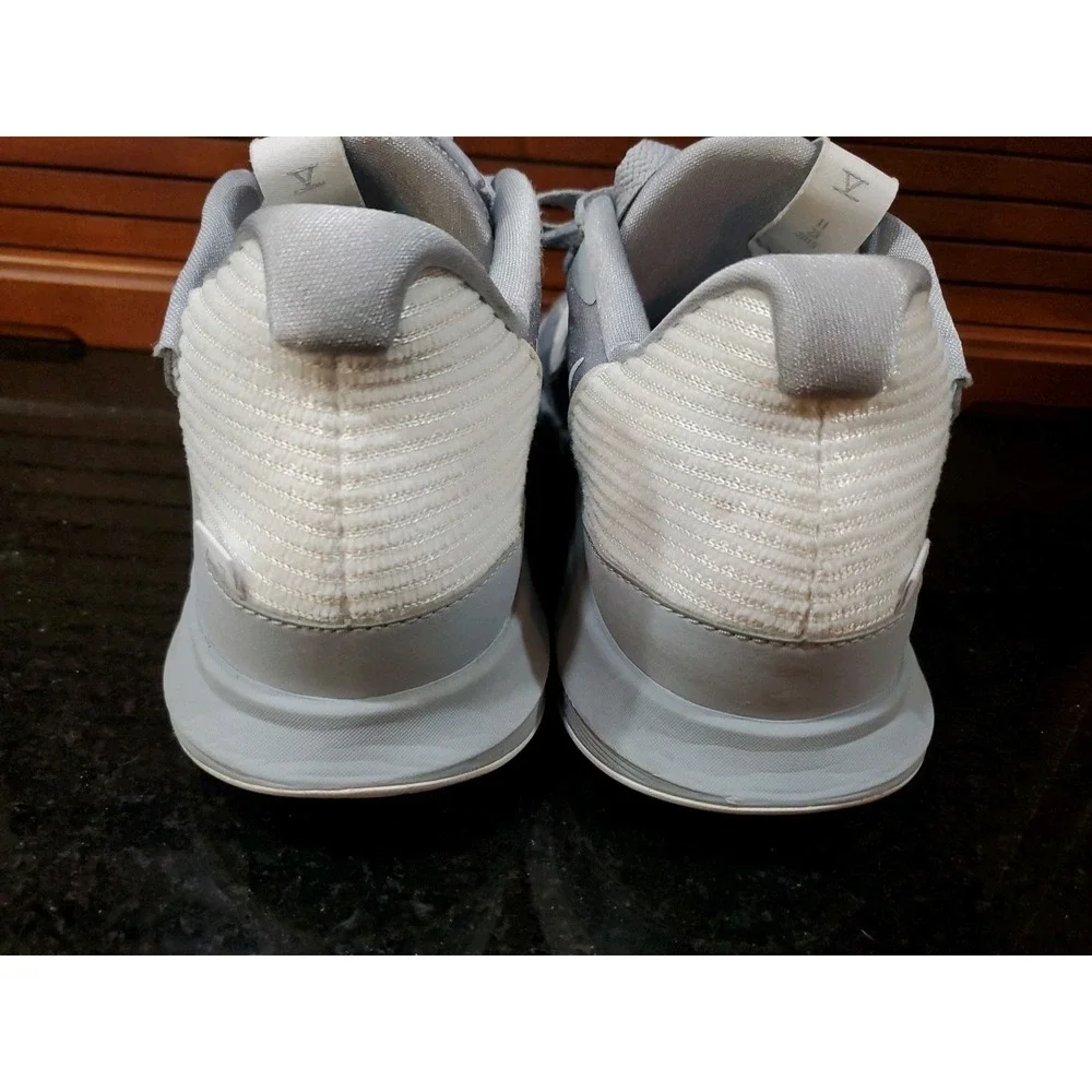 Nike Kyrie Low 5 Wolf‎ Grey/White Air Max DO9617-001 Womens Basketball Shoes 8.5